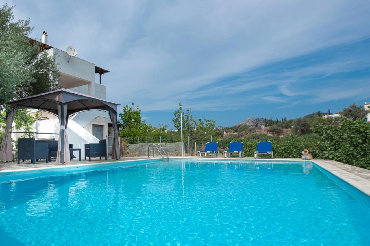 Villa Xenia Aegina Bagian luar foto