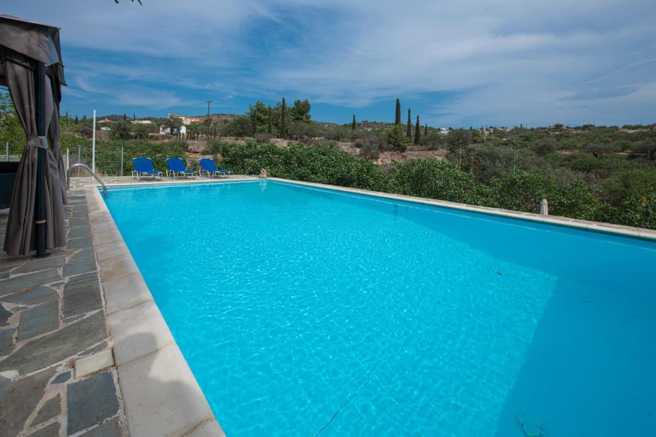 Villa Xenia Aegina Bagian luar foto