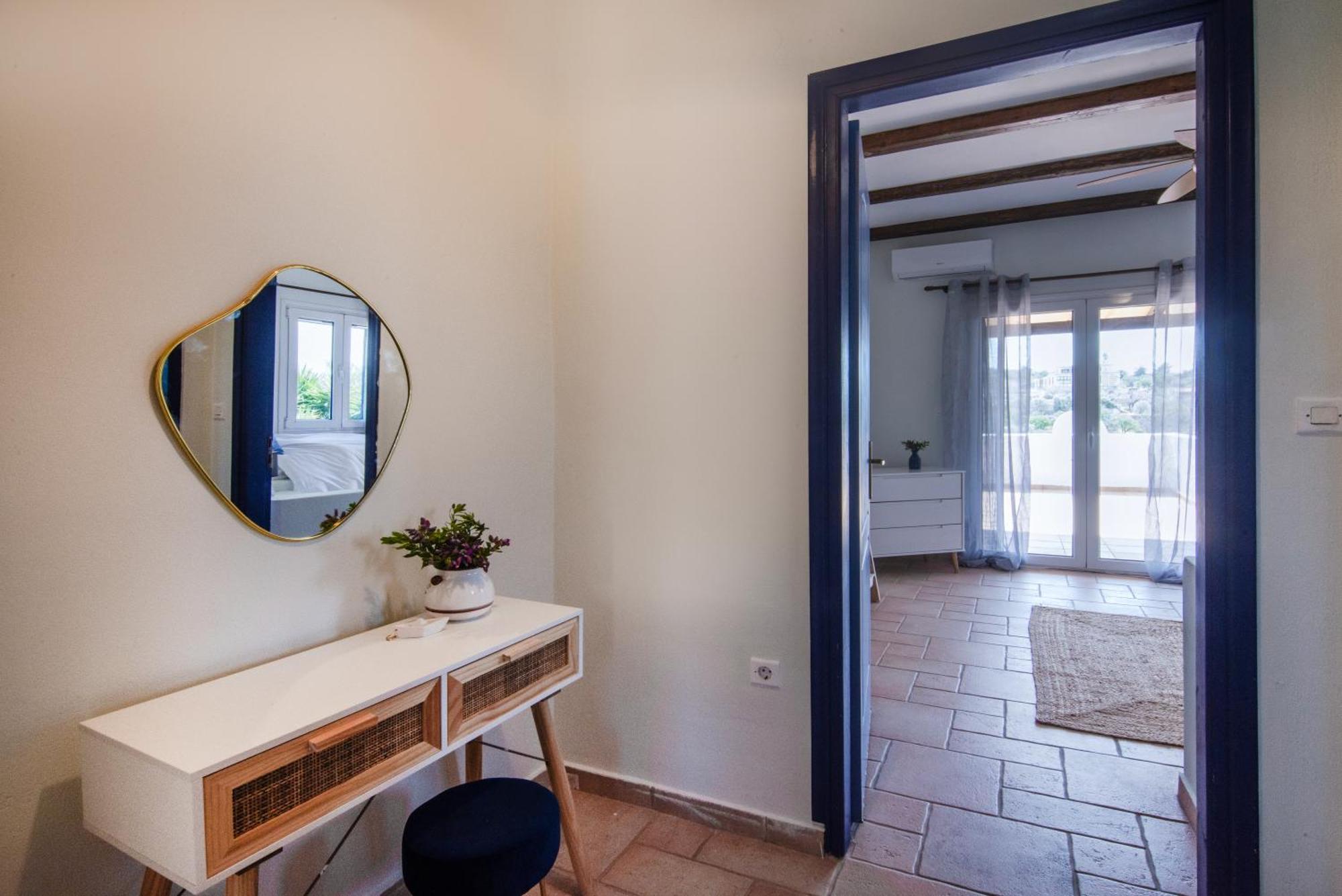 Villa Xenia Aegina Bagian luar foto